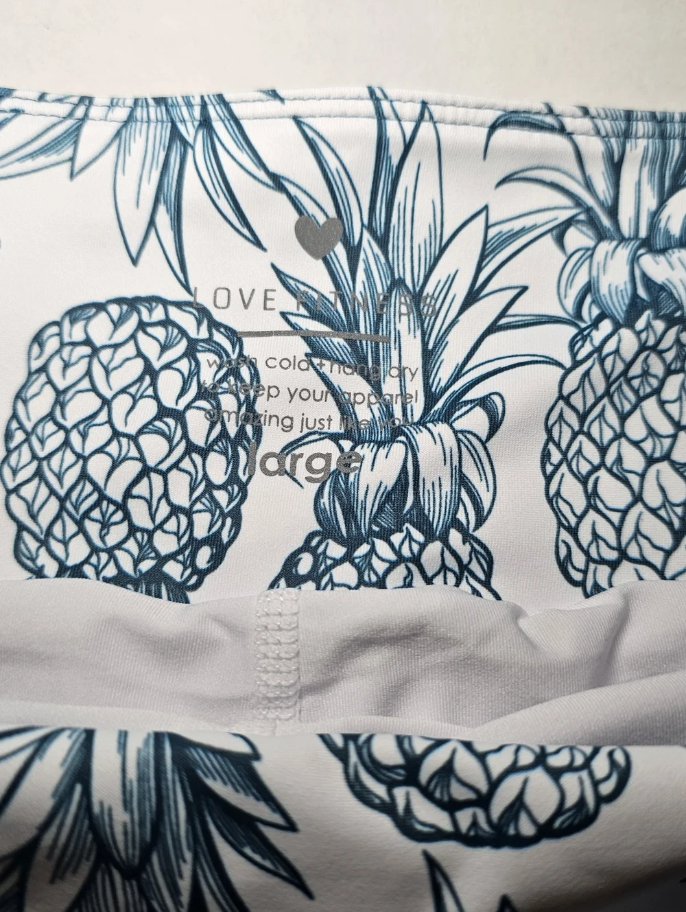 Love Fitness Pineapple Shorts L Athletic Gym Beach White Blue Lined Hawaii - Picture 3 of 10